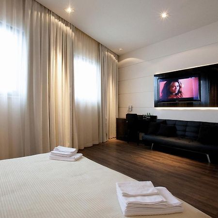 Villa & Spa Łomianki Extérieur photo